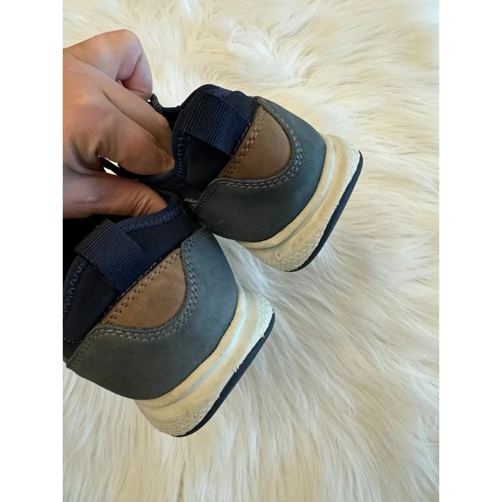 Boys Florsheim Great Lakes Knit Sneaker Size 4.5 Navy Knit Shoes Great Condition